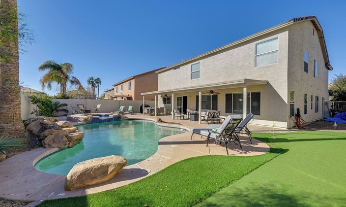 Copper Basin Maison | Putting Green, Pool & Spa: Home in Queen Creek!