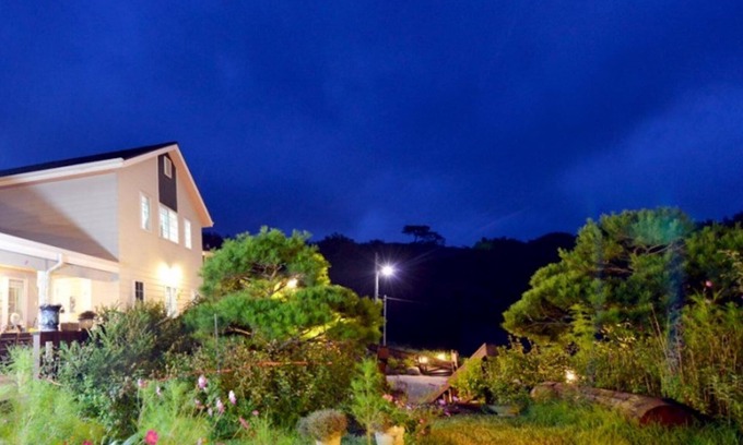 Daegwallyeong Maison | Pyeongchang Waltz in December Pension