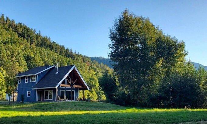 Jacksonville Maison | Quail Run River View Cottage!