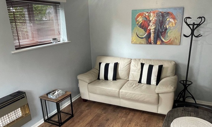 Winestead Maison | Quaint 1bed House