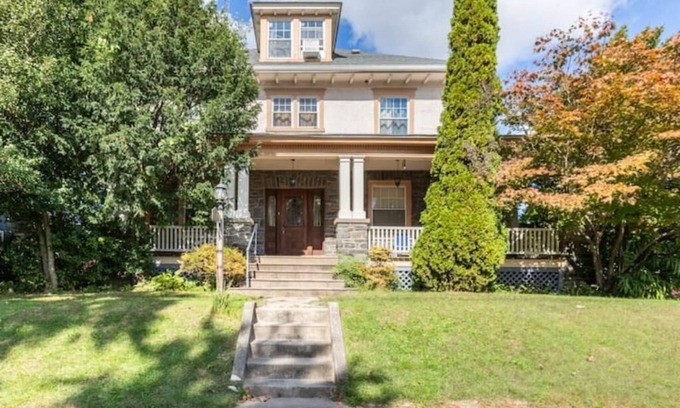 Upper Darby Appartement | Quaint 3rd Floor Loft