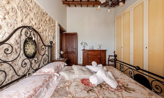 Campello sul Clitunno Appartement | Quaint apartment with WiFi in charming Umbria
