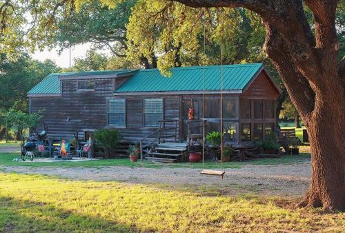 Johnson City Maison | Quaint Cabin in the Woods