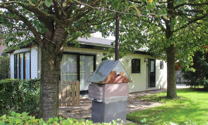 Uden Chalet De Ski | Quaint Chalet in Uden with Terrace