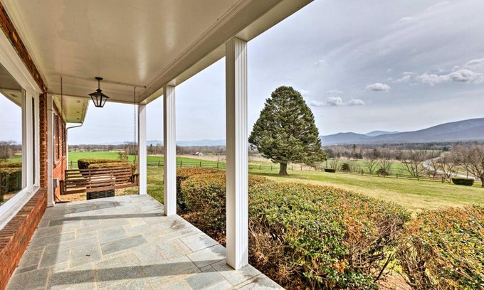 Keezletown Maison | Quaint Elkton Home near Shenandoah National Park!