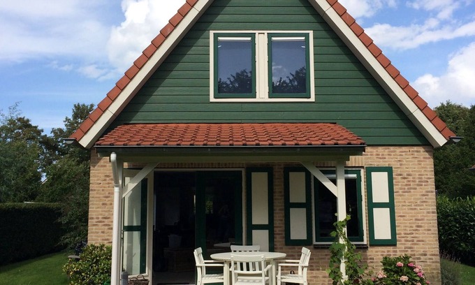 Zonnemaire Maison | Belle maison de vacances bien entretenue, située à Zonnemaire, à une courte distance de la mer !