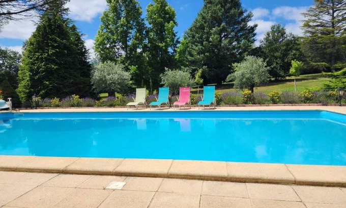 Lacapelle-Biron Maison | Quaint Peaceful House for Rent