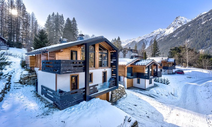 Le Lavancher Chalet De Ski | Chalet de Luxe avec Vue Imprenable dans un Hameau