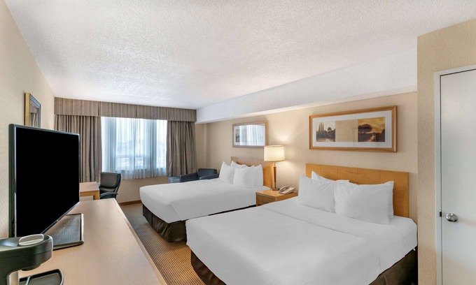 Anjou Hôtel | Quality Hotel & Suites Montreal East