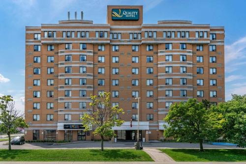 Anjou Hôtel | Quality Inn and Suites Montreal East