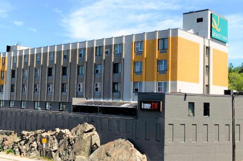Sudbury Hôtel | Quality Inn & Conference Centre Downtown Sudbury
