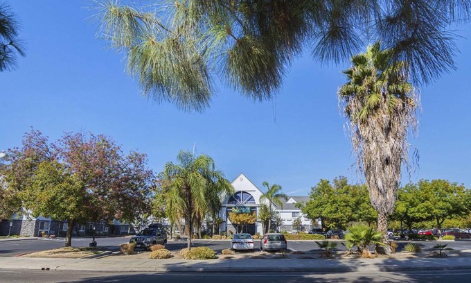 Raisin Hôtel | Quality Inn Fresno Yosemite Airport
