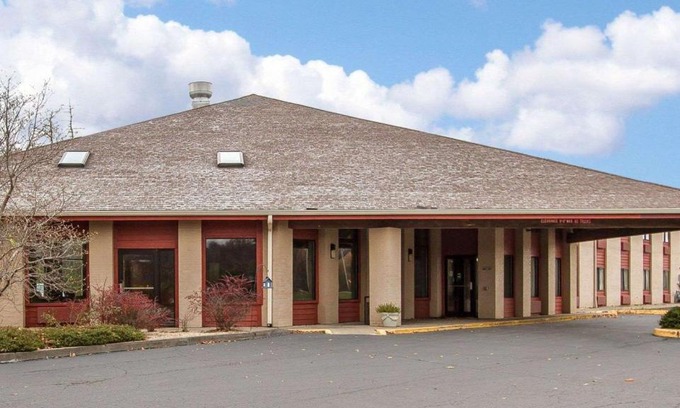 Macomb Hôtel | Quality Inn Macomb near University Area