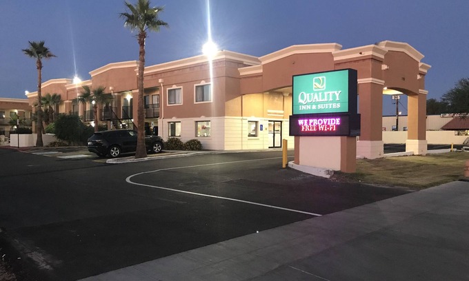 Mesa Hôtel | Quality Inn & Suites near Downtown Mesa