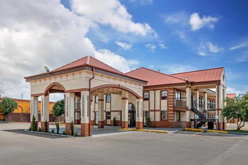 New Boston Hôtel | Quality Inn & Suites