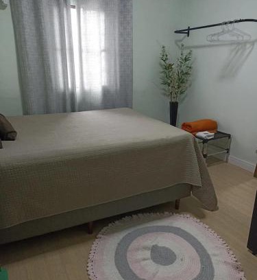 Maringa Maison | Quarto 1 para mulher