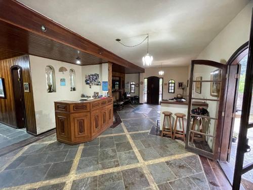 Quitandinha Maison | Quarto triplo em Casa confortável - Petrópolis RJ - Anfitrião mora no local
