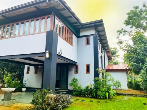 Maspotha Hôtel | Queen Cliff