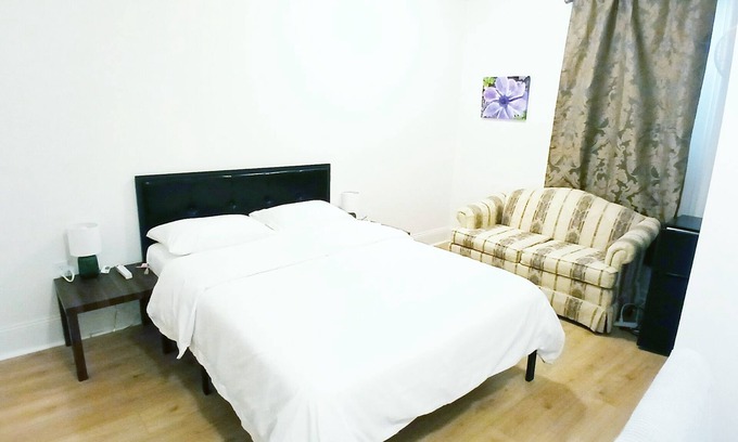 New London Hôtel | Queen, exclusive Bath, Free Wi-Fi, Self check in