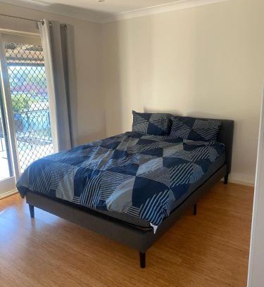 Greenacre Maison | Queen Room in Spacious House with Private Balcony - GA5
