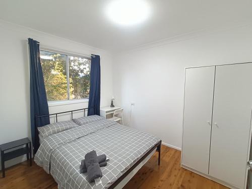 Carlingford Maison | Queen Room near Shopping Mall & Station- NC1