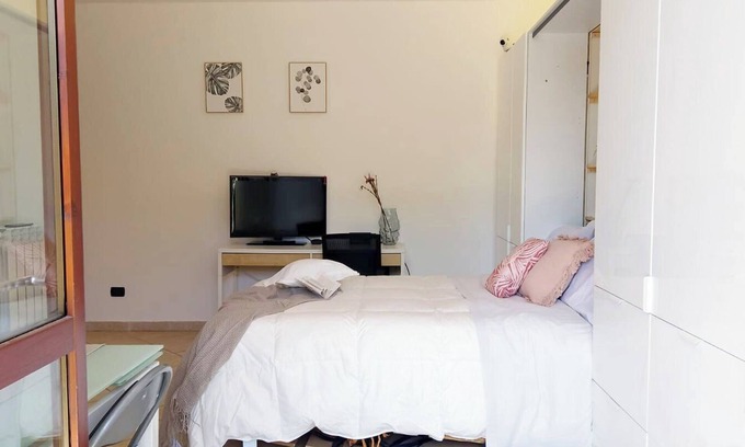 Caselle Torinese Appartement | Quick Home Airport - One Bedroom Apartment, Sleeps 2