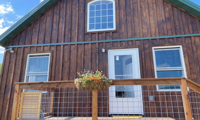 Norwich Cabine | Quiet 2-bedroom country cabin with scenic views 3 miles from Norwich NY.