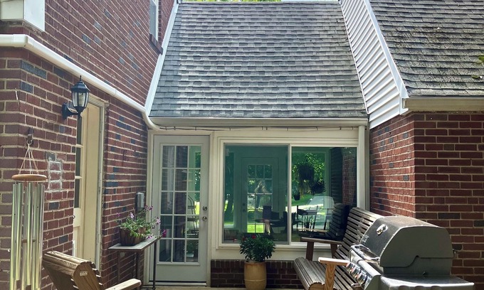 Moylan Maison | Quiet 3-Bedroom house-Walking distance to Media-20min. drive to the Airport