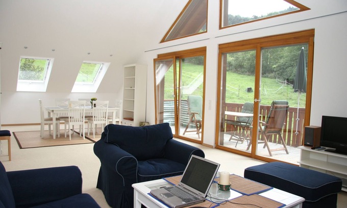Baden-Baden Maison | Maison de vacances 4 étoiles indépendante et calme avec 2 grands appartements