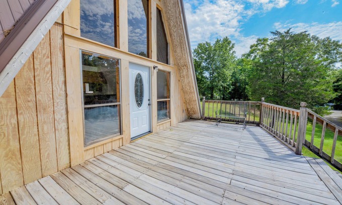 Tuscaloosa Maison | Quiet A-frame retreat