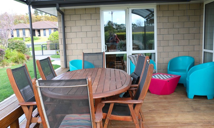 Greerton Maison | Quiet and Comfortable Main House Room with Shared Lounge