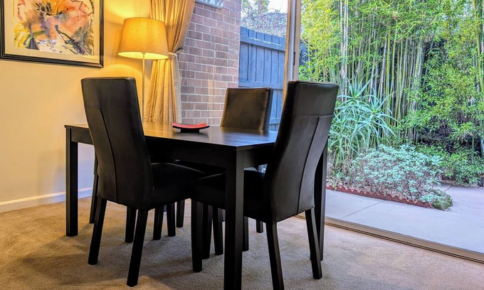 Hawthorn Appartement | Calme et privé spacieux 1 chambre dans la prestigieuse rue Hawthorn