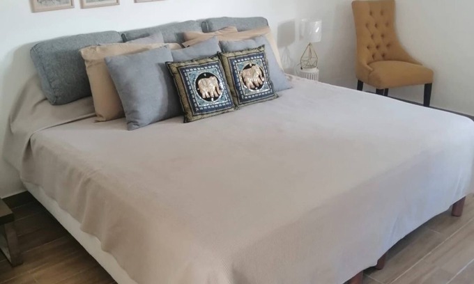Las Gaviotas Appartement | Quiet and Spacious 2 Room Suite in the heart of Mazatlan