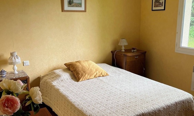 Montcel Maison | Quiet and surrounded by nature 10 mm from the A75 freeway