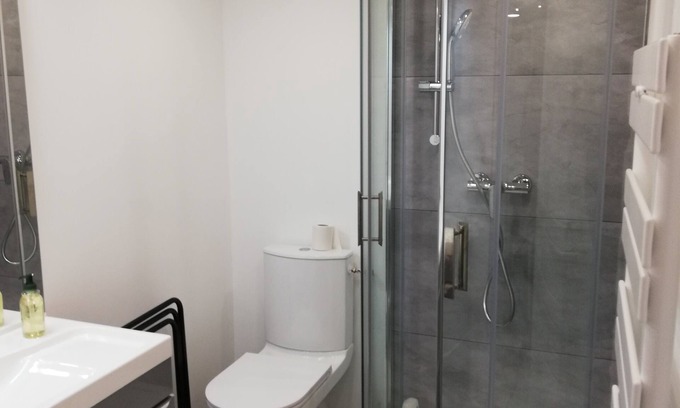 Bron Appartement | Appartement quartier calme proche commodités