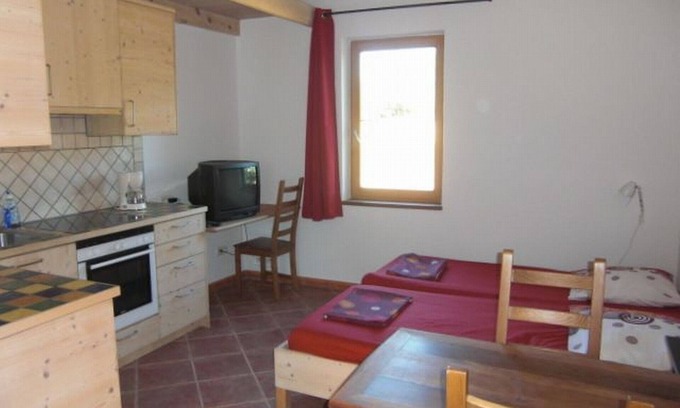 Aspiran Appartement | Appartement calme pour deux avec piscine et près de la rivière