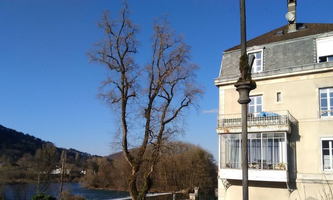 Beure Appartement | Appartement au calme au bord du Doubs