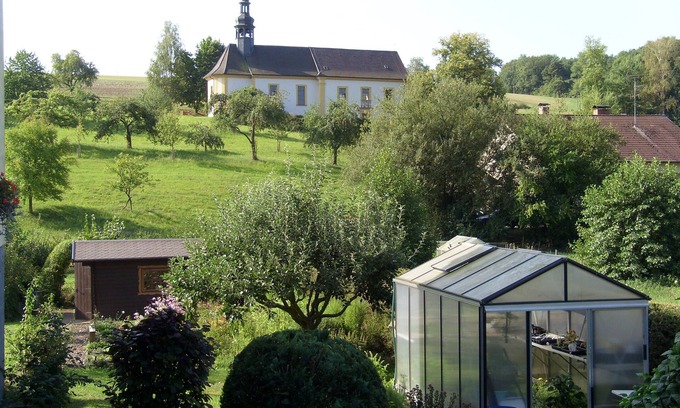 Eggenbach Appartement | Appartement calme avec jardin et vue sur le sanctuaire