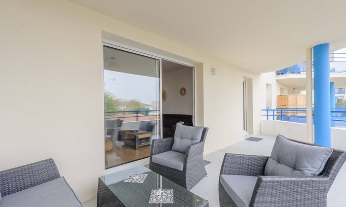 Aytre Appartement | Appartement Calme avec Grande Terrasse, Aytré, Proche Lac, 2 Pers.