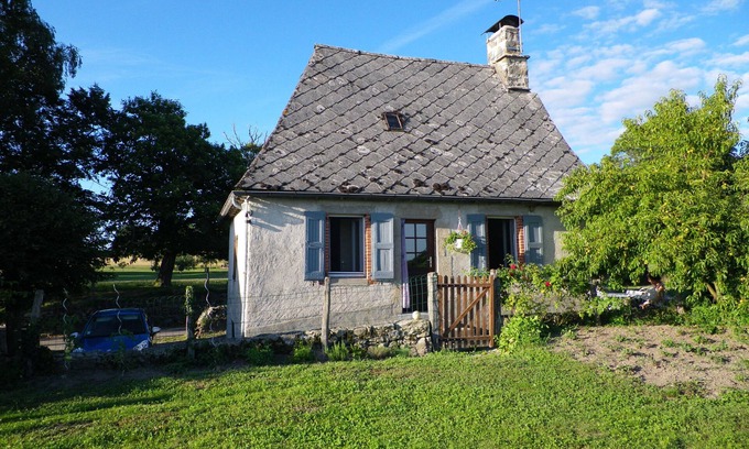 Saint-Cirgues-la-Loutre Maison | Vacances au calme à la campagne