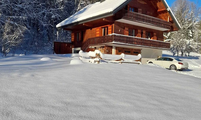Abondance Chalet De Ski | Chalet calme avec cheminée, 4 chambres, idéal famille