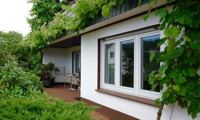 Bullay Appartement | Calme charmant appartement donnant sur les vignes!