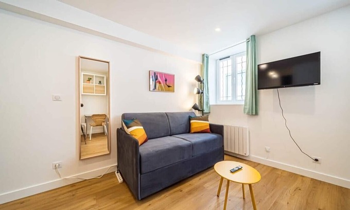 Sainte-Foy-les-Lyon Appartement | Studio Calme & Confortable | Proche Lyon | Sainte-Foy-lès-Lyon