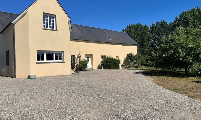 Mansigne Cottage | Gîte calme près de La Flèche, idéal pour familles