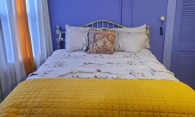New Britain Maison | Quiet, Cozy, and relaxing