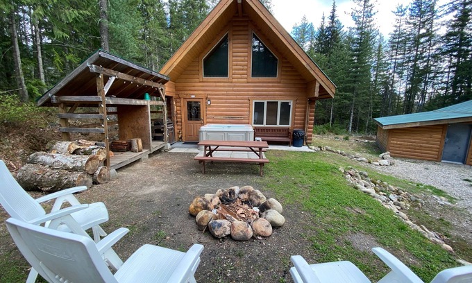 Malakwa Chalet De Ski | Chalet en bois rond Eagle River / Perry River