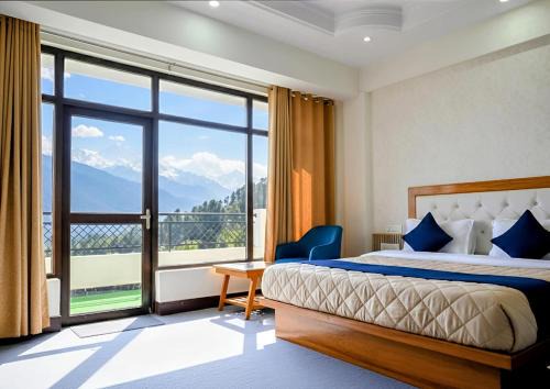 Haldwani Hôtel | Quiet Edge Resort A Luxury Room With Balcony By Anvi Retreat