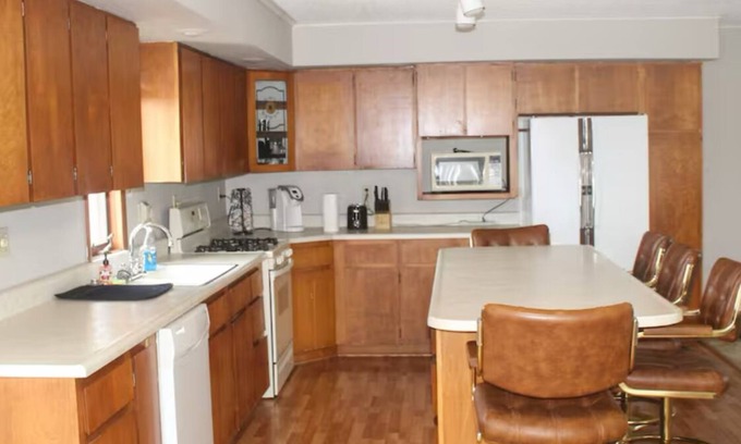 Columbia Maison | Quiet Escape Near Rathbun Lake & Public Hunting Grounds