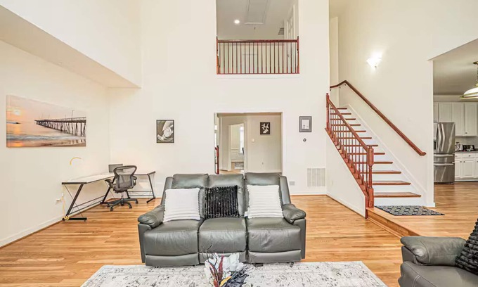 Bowie Maison | Quiet Escape with Easy DC Access-5BRMs Free Parking