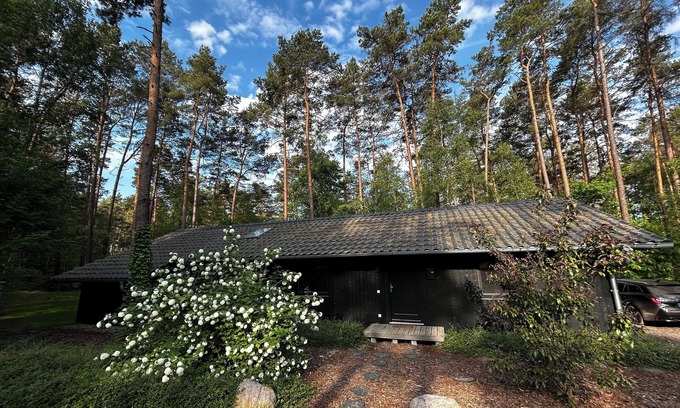 Schonberg Maison | Quiet forest house by a small bathing lake